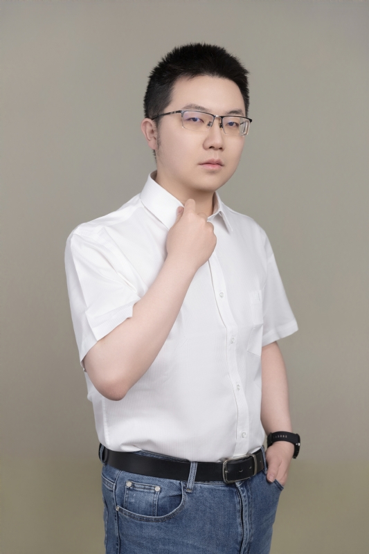 晏先生的第一张照片--九江相亲服务中心