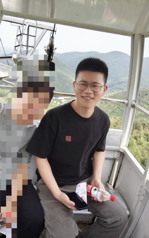 奔奔笨笨的第一张照片--九江相亲服务中心