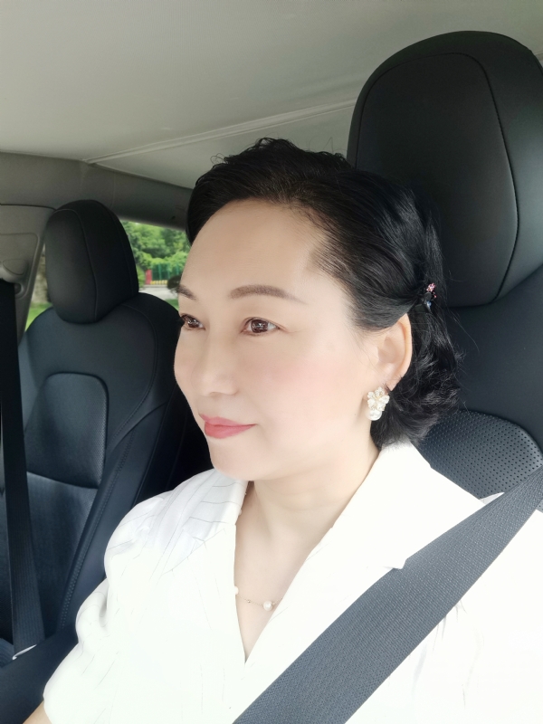 艳阳天的第一张照片--九江相亲服务中心